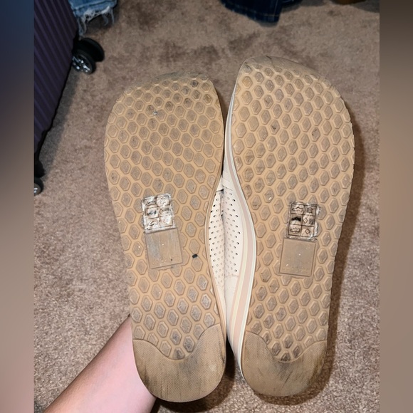 Dolce Vita Platform Sneaker - Picture 8 of 8